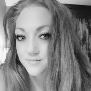 Meet your Posher, Carrie